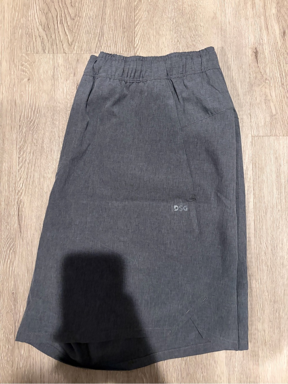 DSG Men’s Dark Gray Elastic-Waist agility shorts